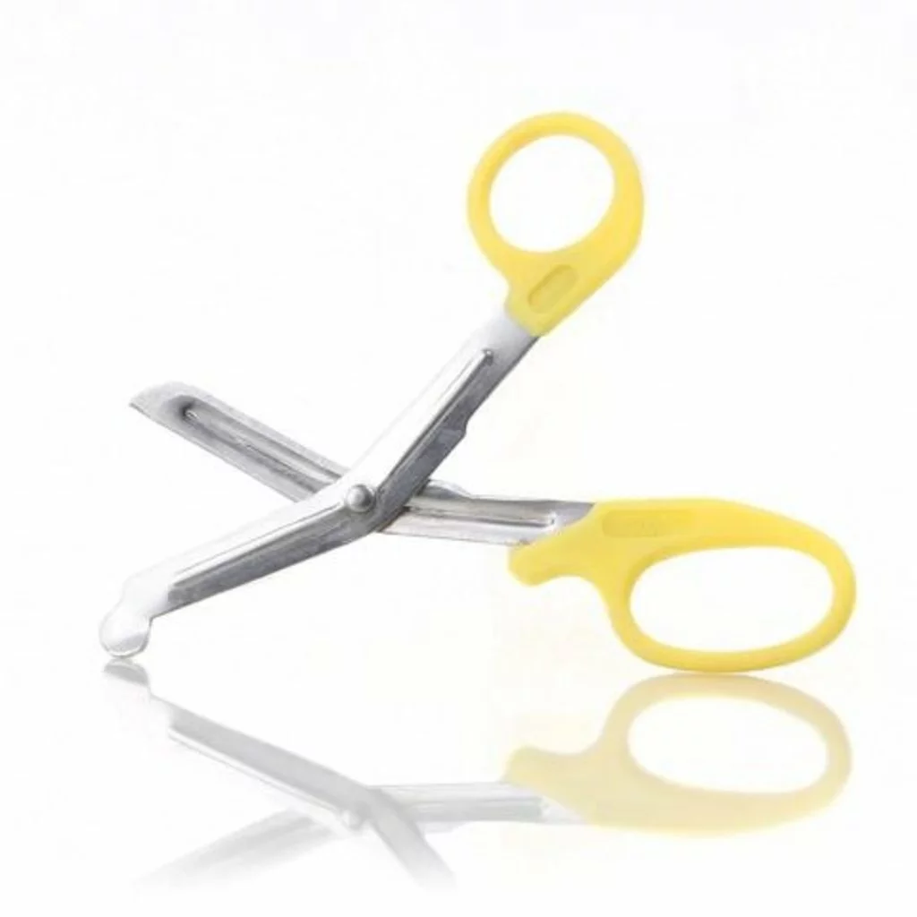 H-AC-SYR HOWIES TAPE SCISSORS